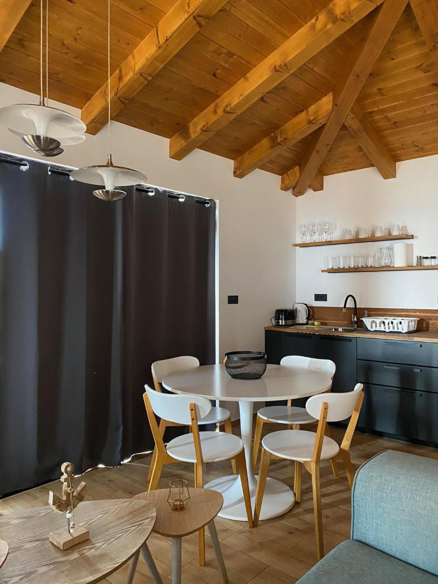 Golden Haven Luxe Bungalow Resort Муртер Экстерьер фото